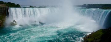 Top sightseeing activities in Canada